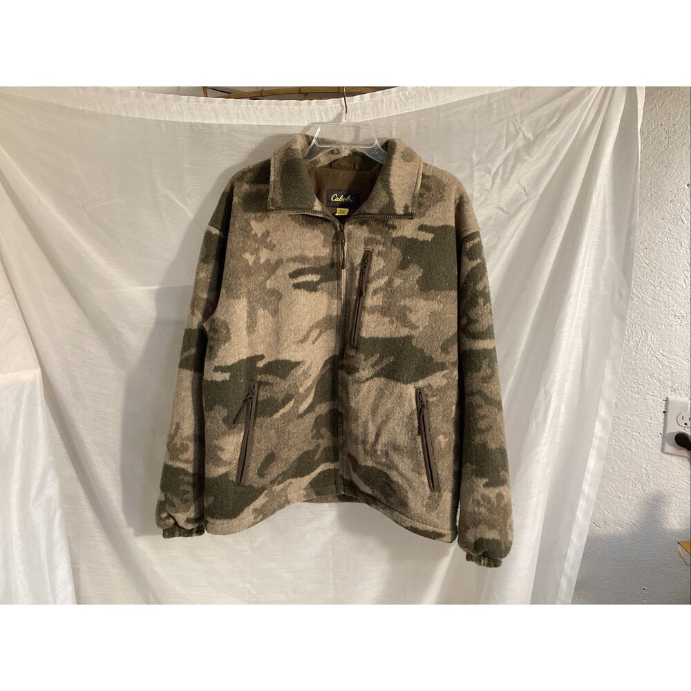 cabalas wooltimate camo heavy fleece hunting zip up jacket men’s sz M wool